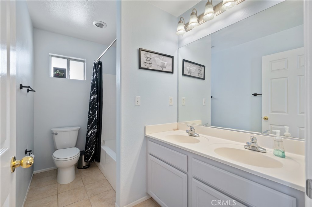 25481 Dodge Avenue 5