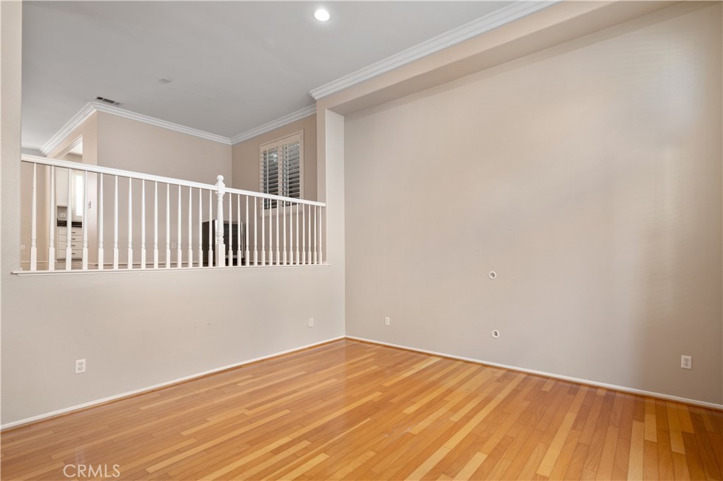 25481 Dodge Avenue 5