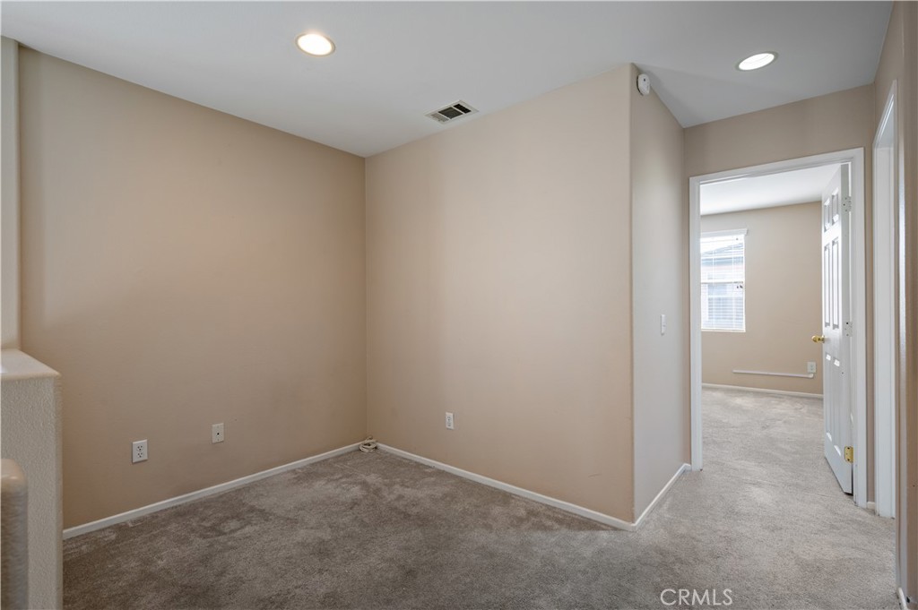 25481 Dodge Avenue 5