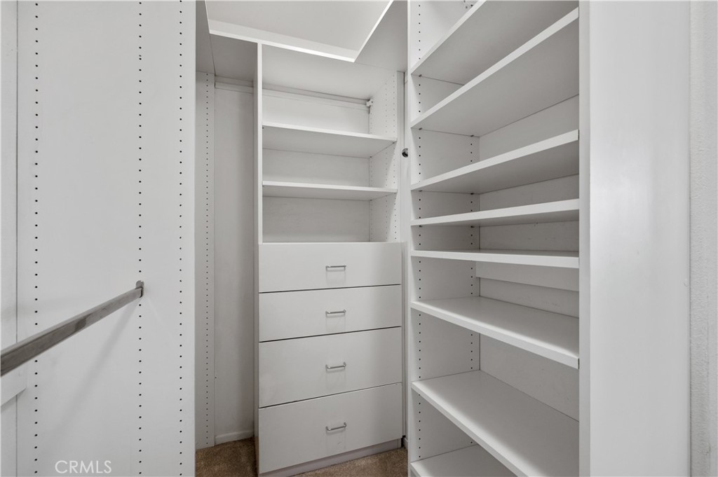 25481 Dodge Avenue 5