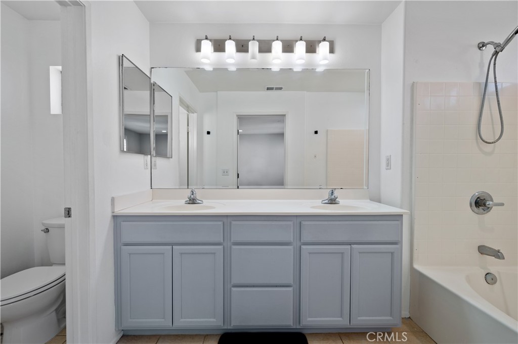 25481 Dodge Avenue 5