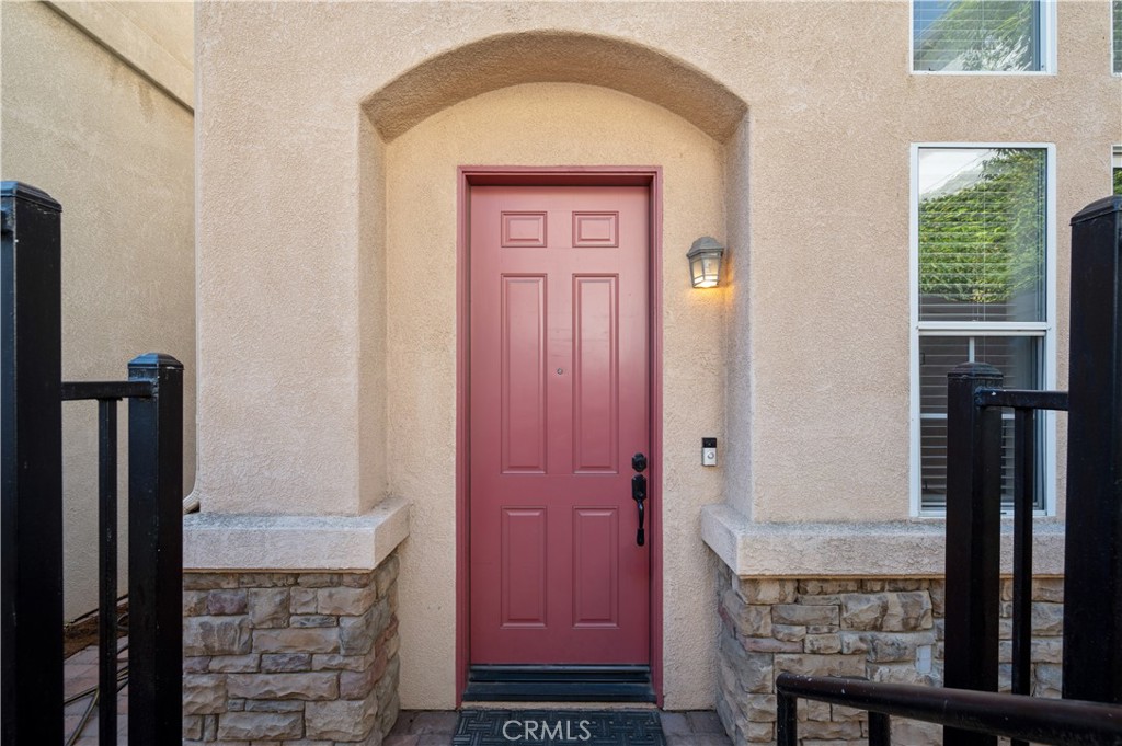 25481 Dodge Avenue 5