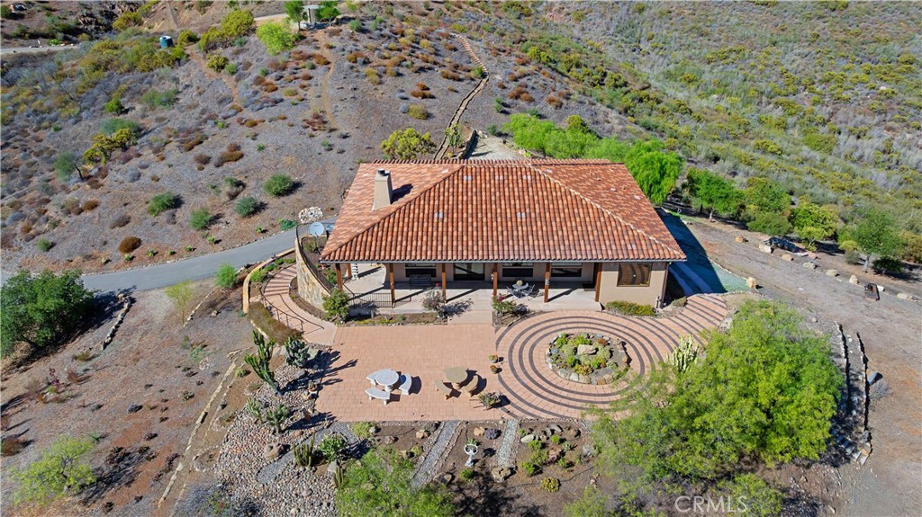 8400 Mipolomol Road