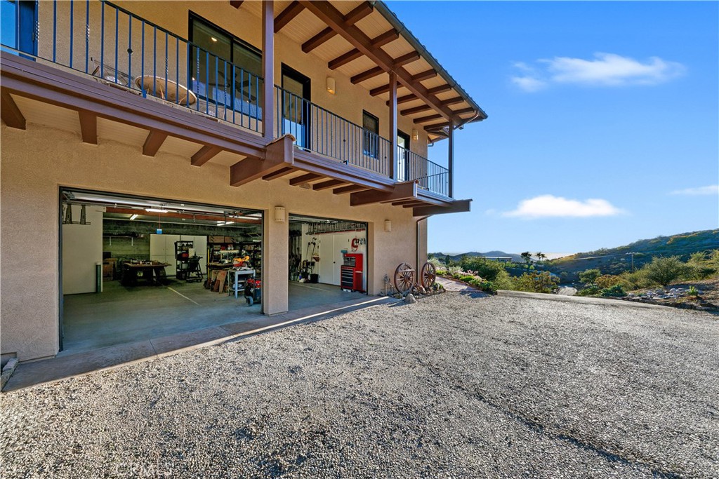 8400 Mipolomol Road