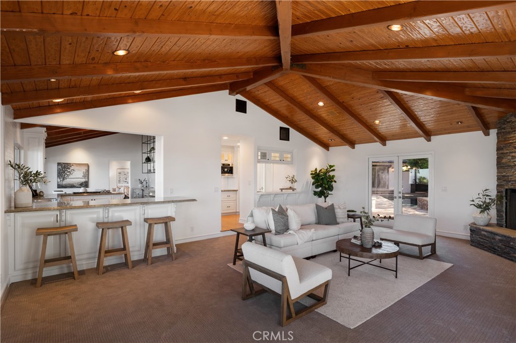 30105 Avenida Esplendida