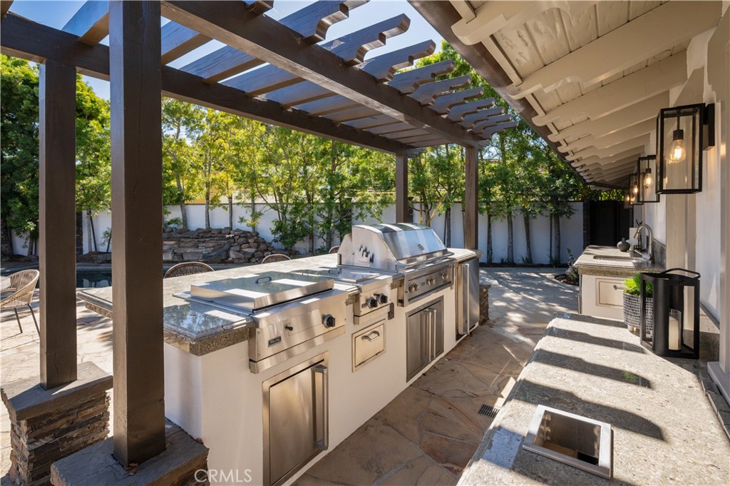 30105 Avenida Esplendida