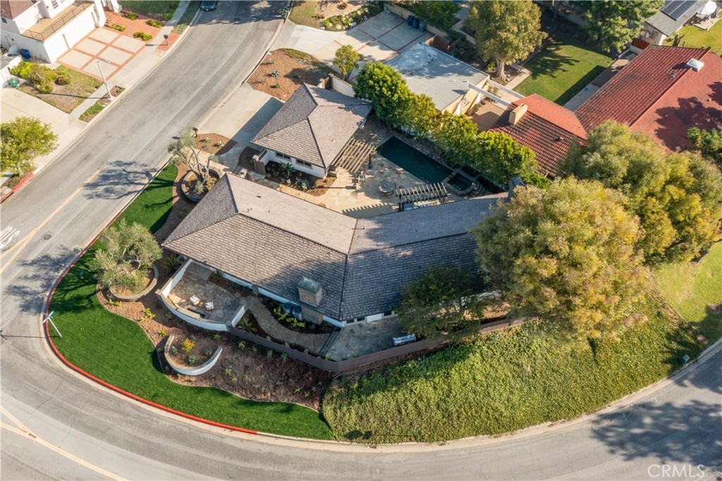 30105 Avenida Esplendida