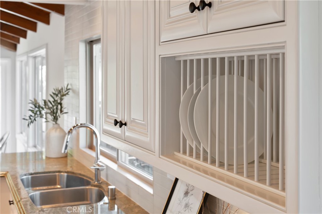 30105 Avenida Esplendida