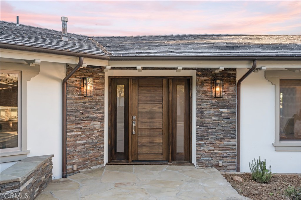 30105 Avenida Esplendida