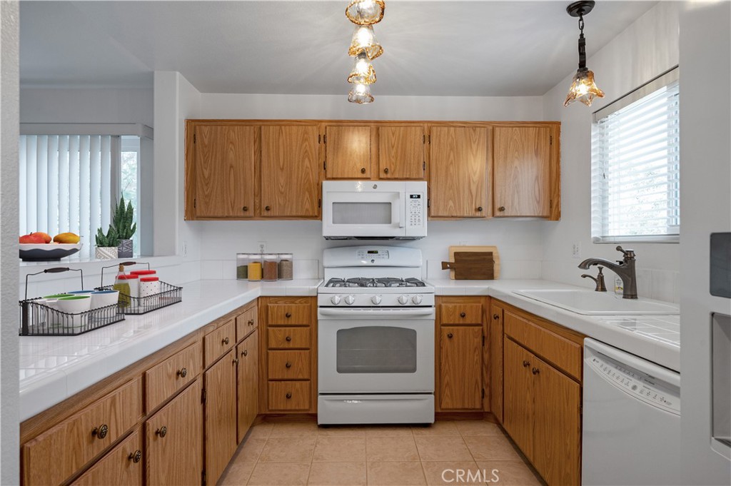 1008 S Harbor Heights Drive B