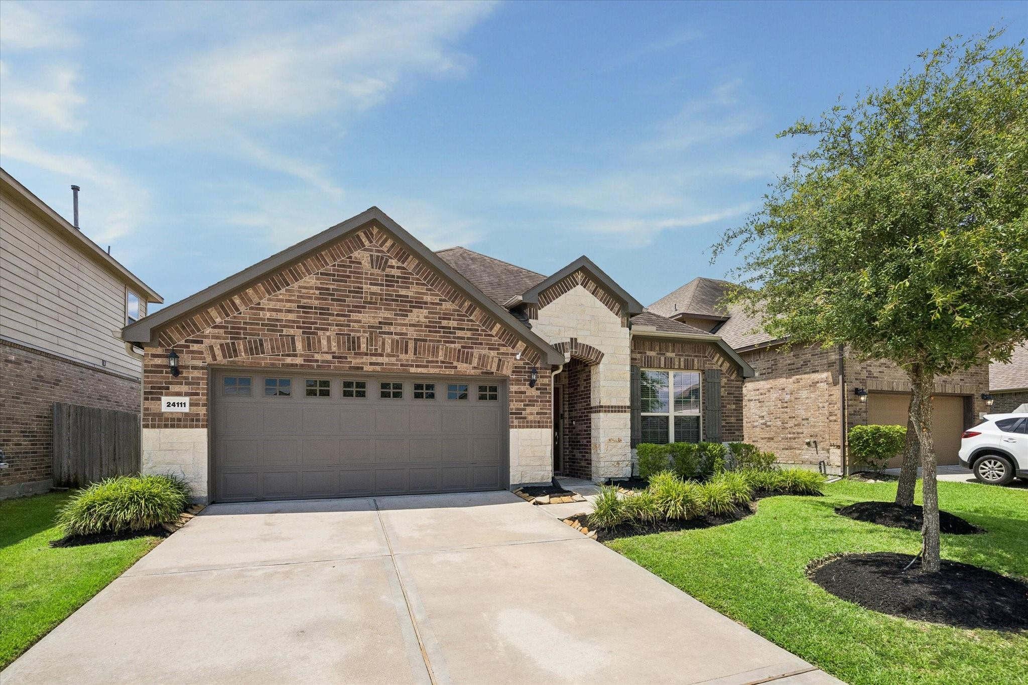 24111 Kingdom Isle Lane