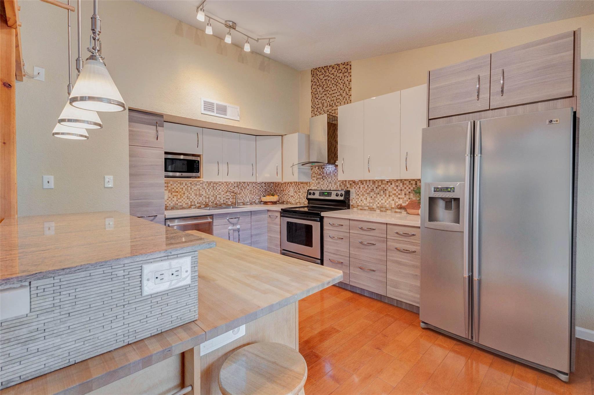 4730 Cairnlomond Street