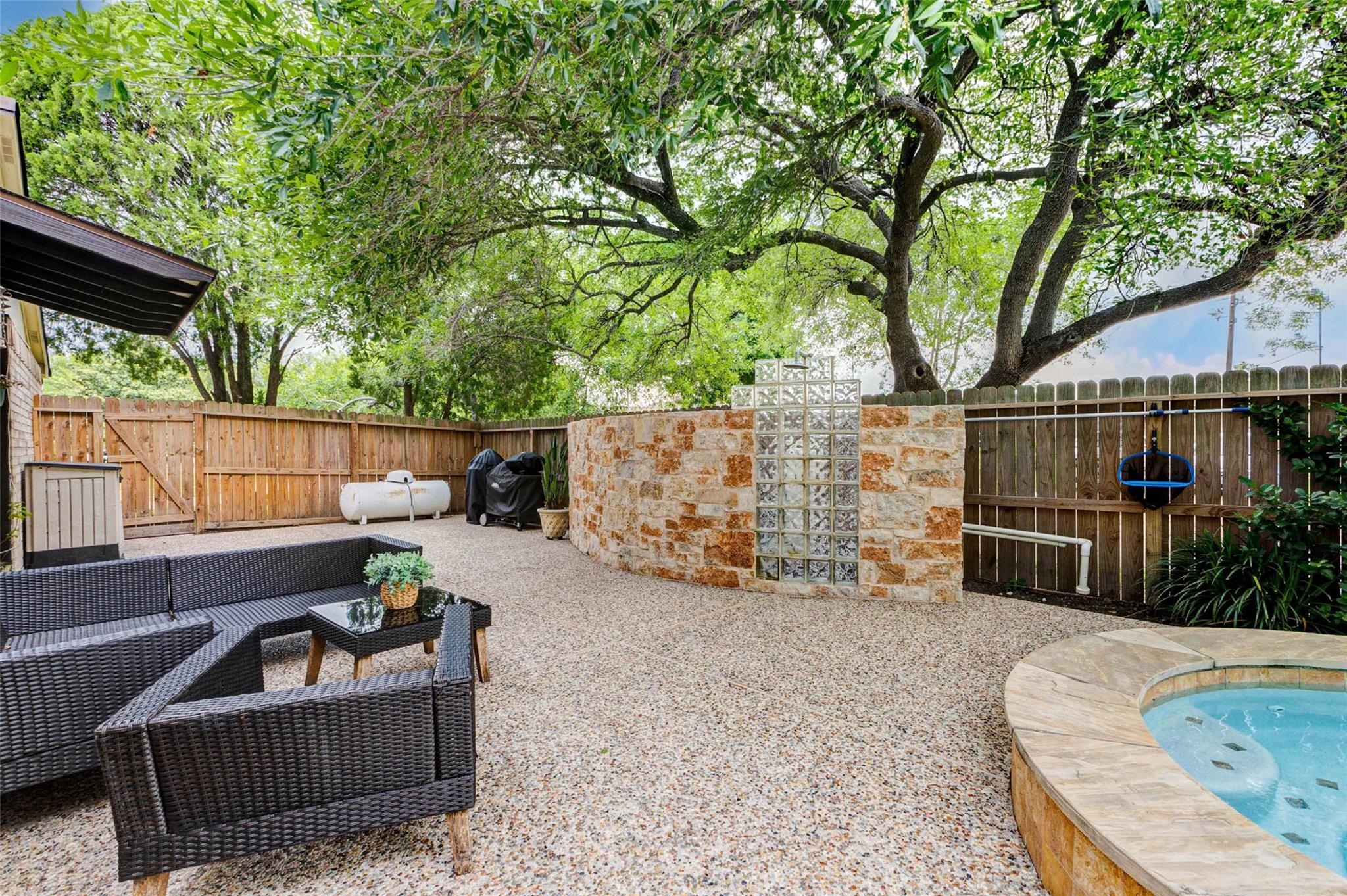 4730 Cairnlomond Street