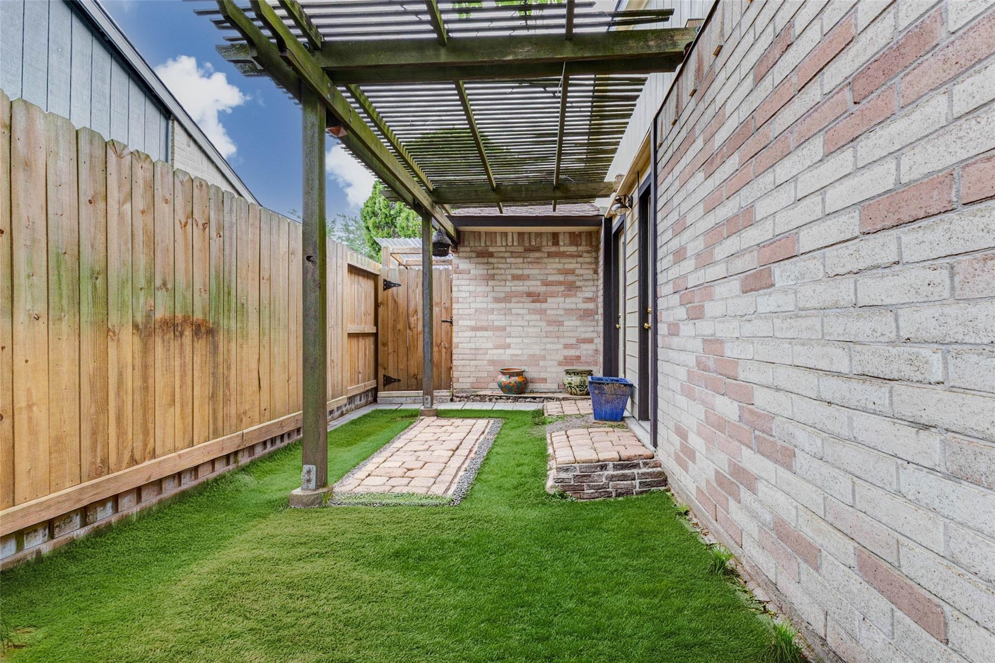 4730 Cairnlomond Street