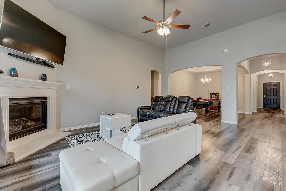 4721 Indian Hawthorne Drive