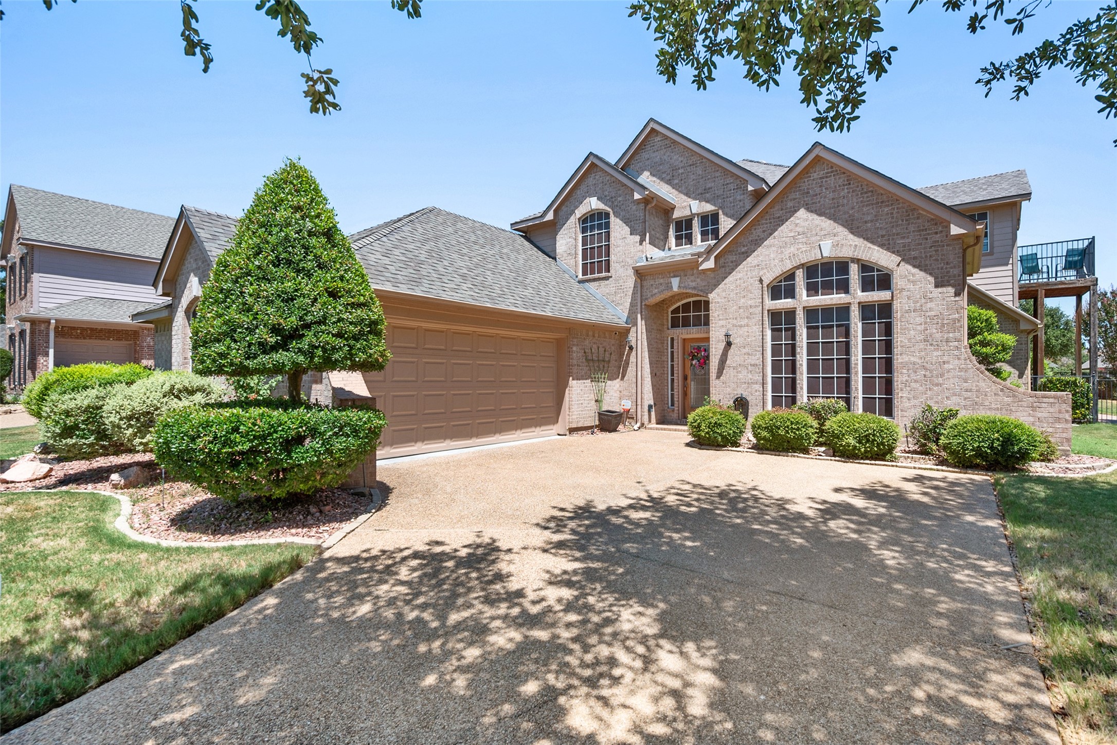 906 Muirfield Drive