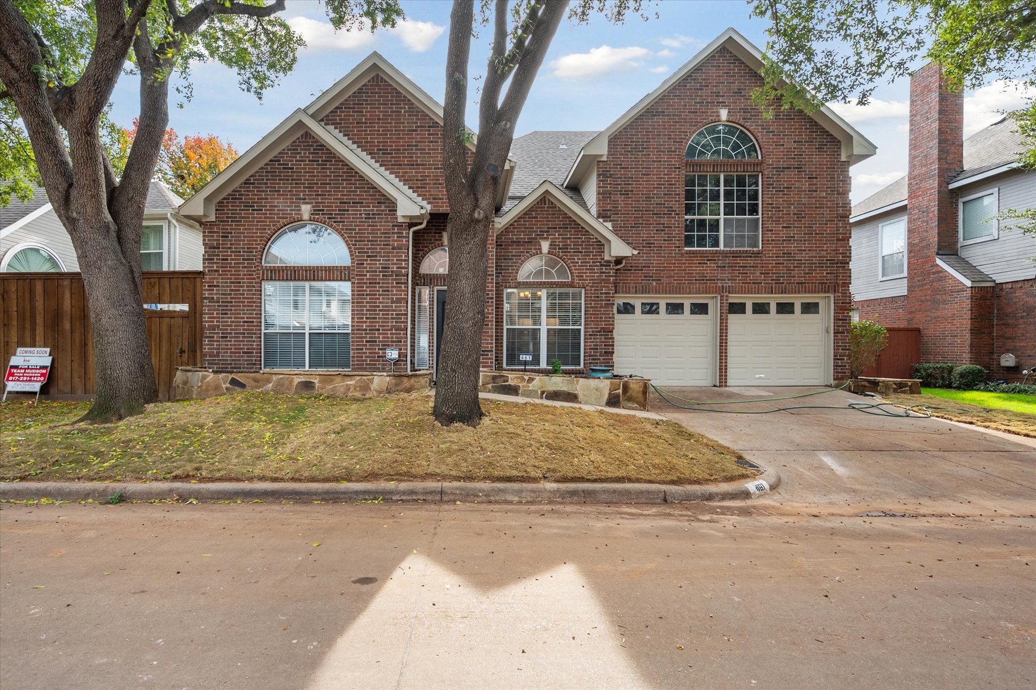 461 Moonlight Way