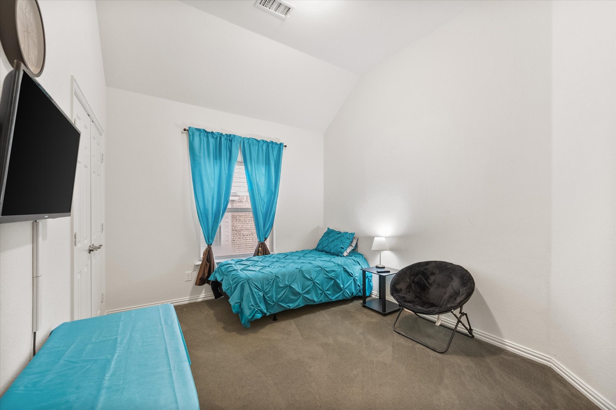 210 Heatherstone Drive