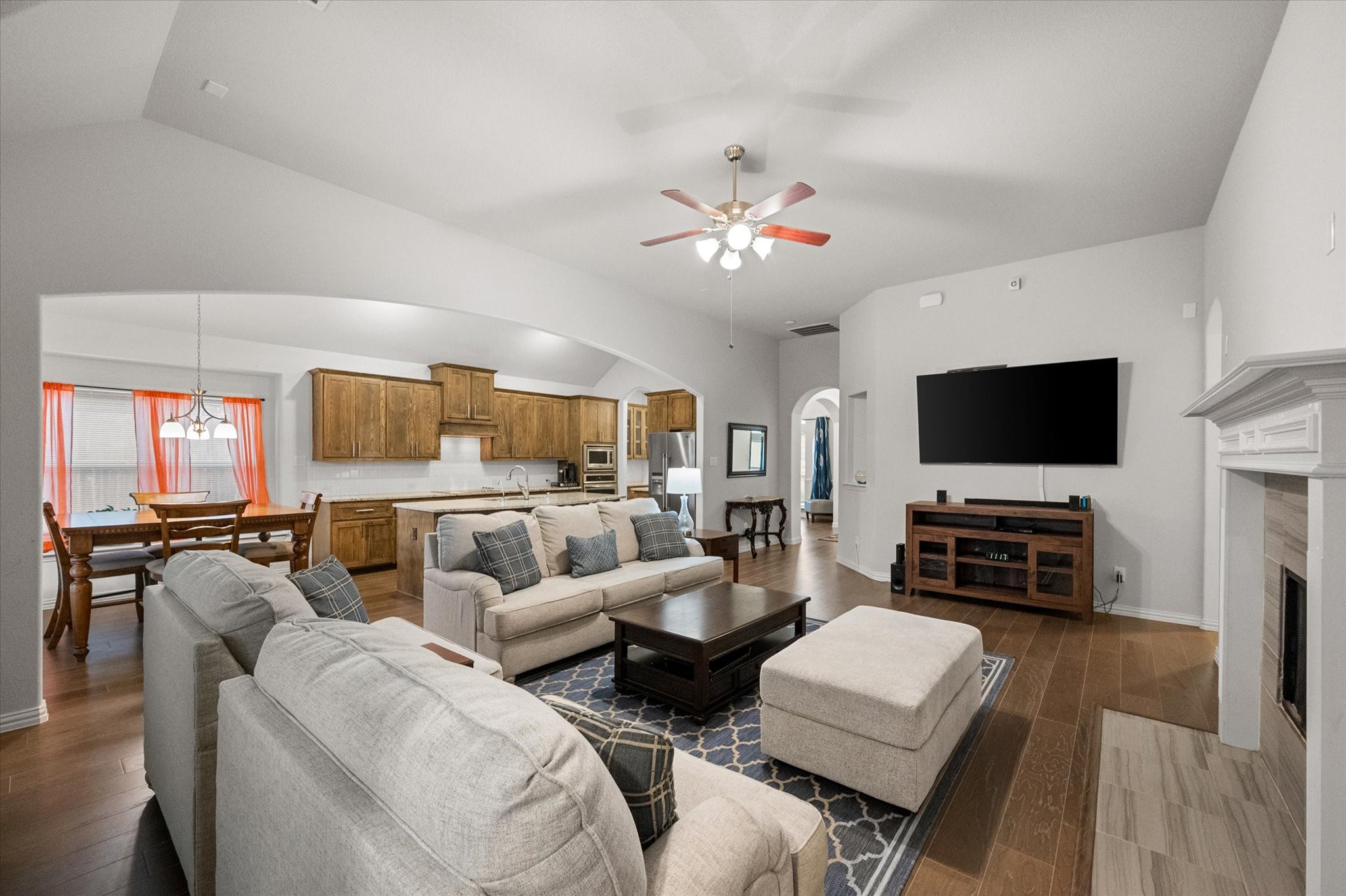 210 Heatherstone Drive