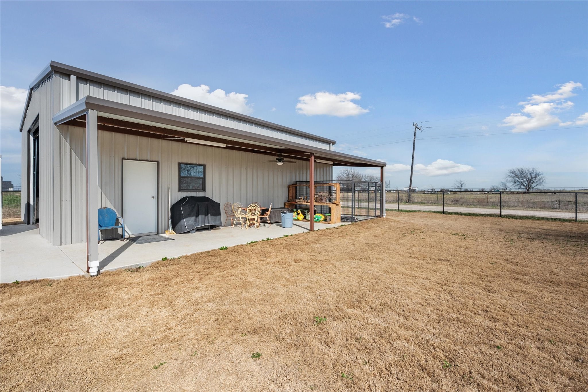 6917 Scarlett Way