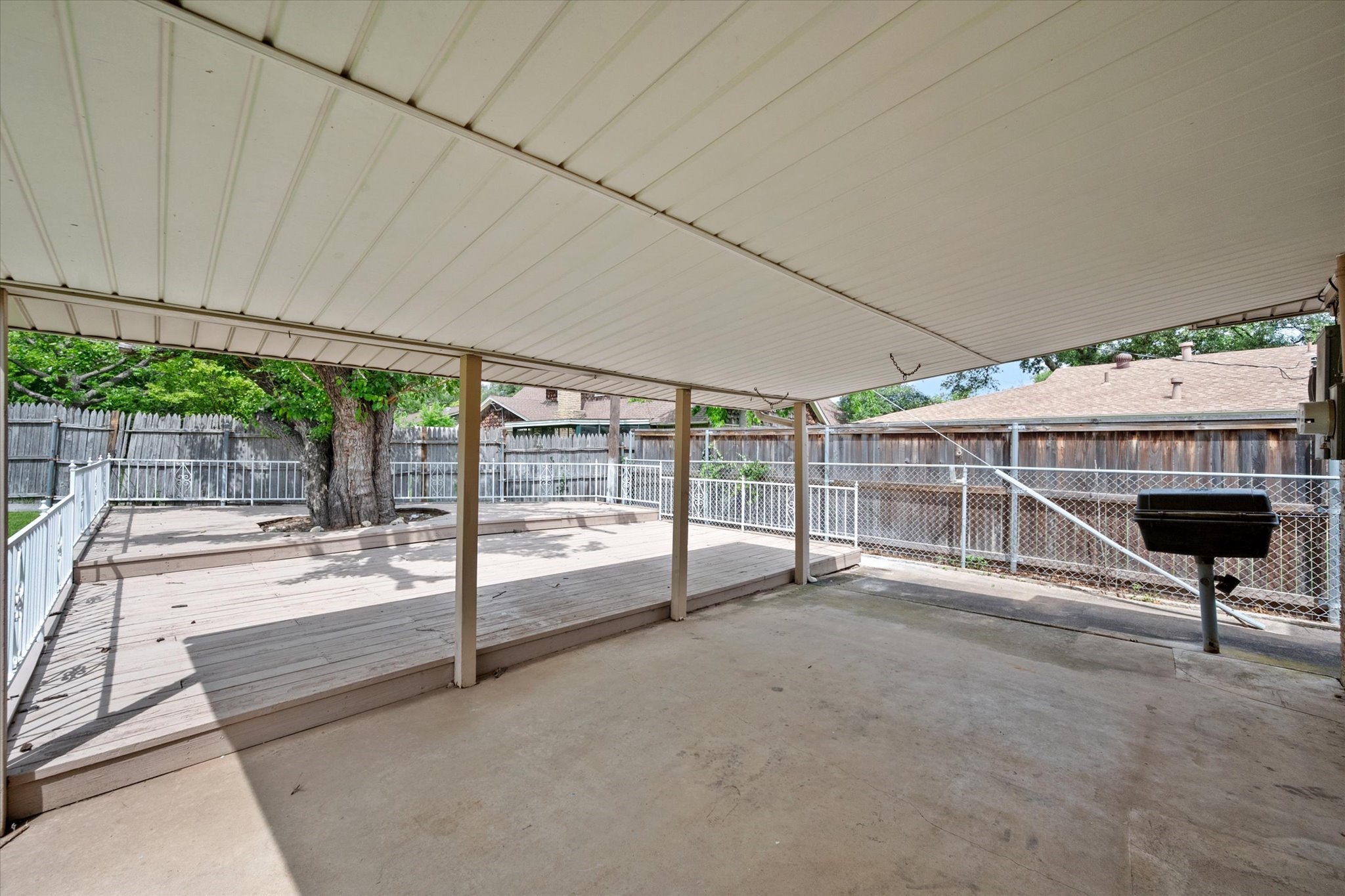 5654 Vega Drive