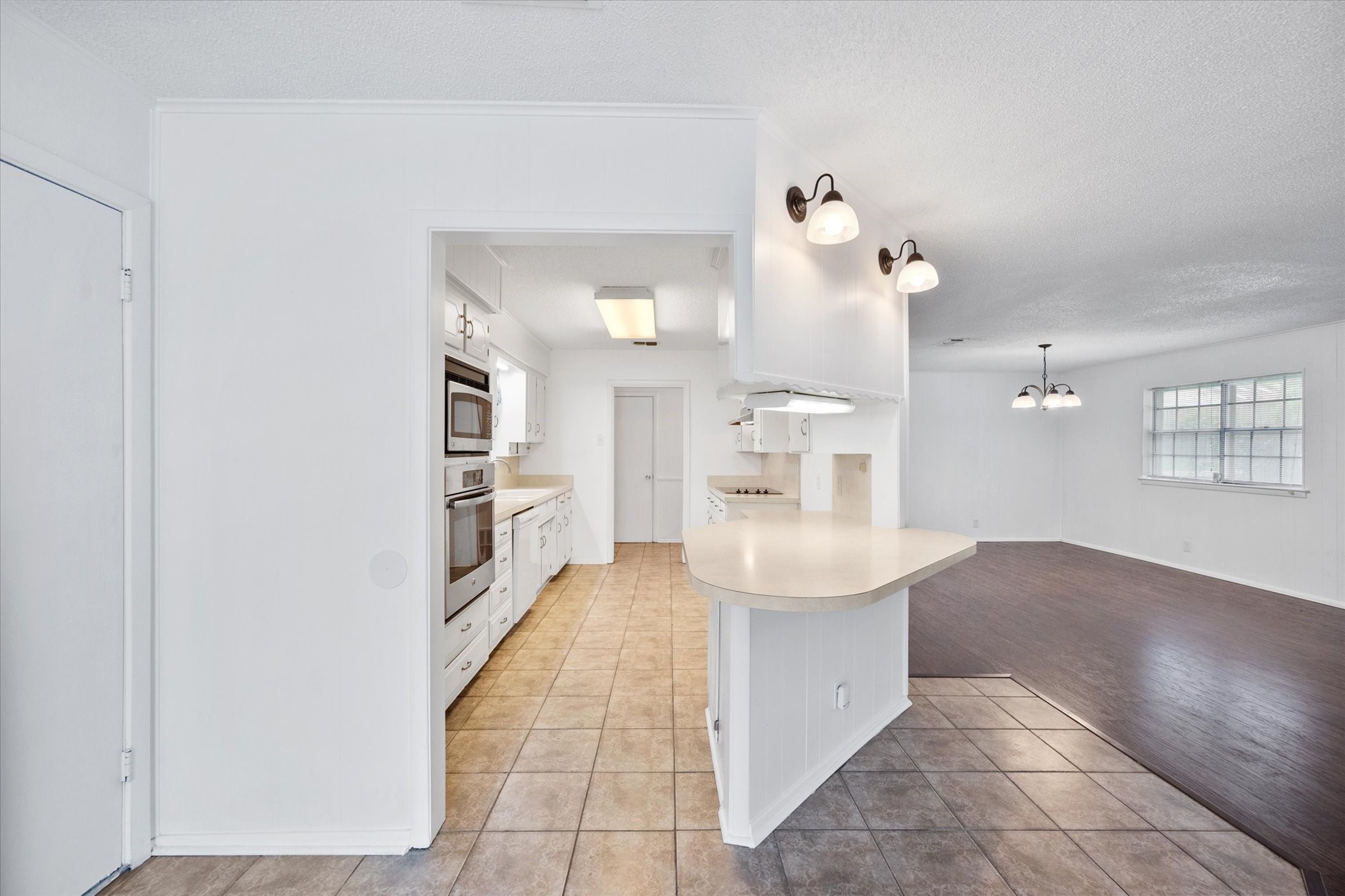 5654 Vega Drive