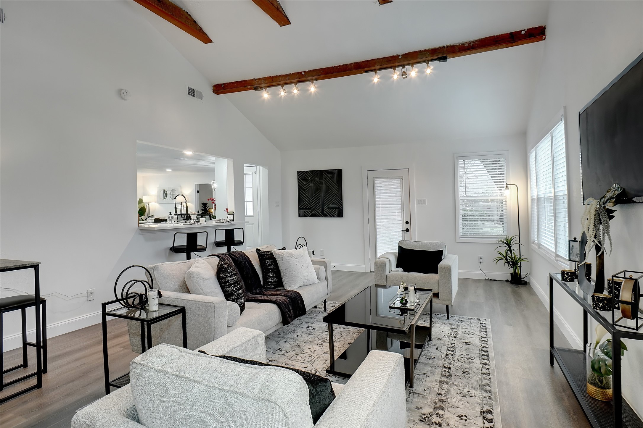 3012 Binyon Avenue
