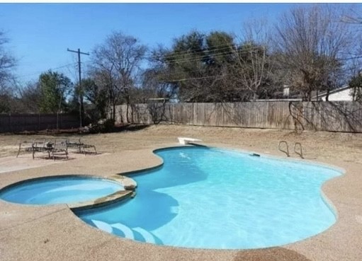 4313 Clayton Road W