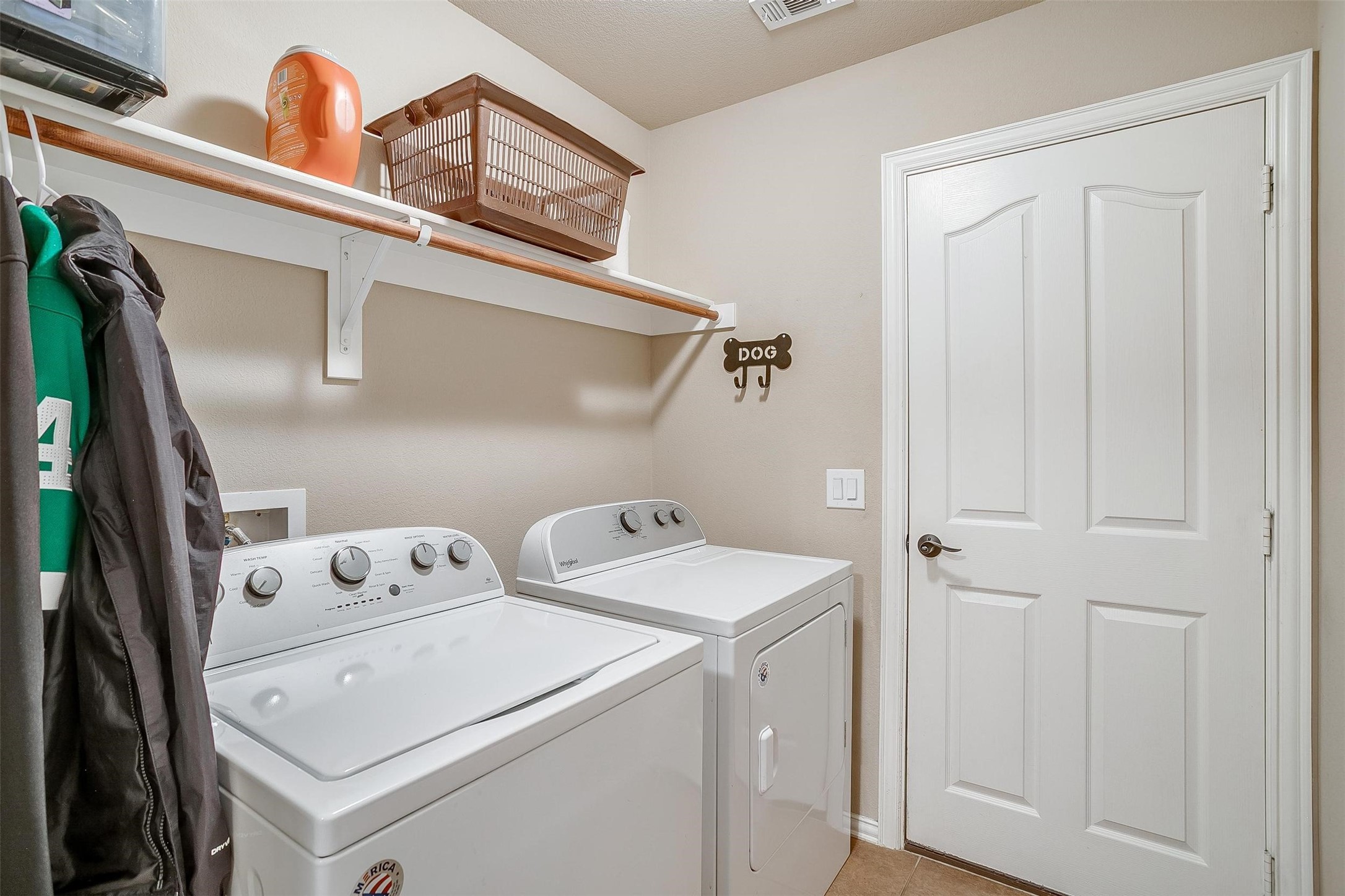 1108 Clairemont Lane