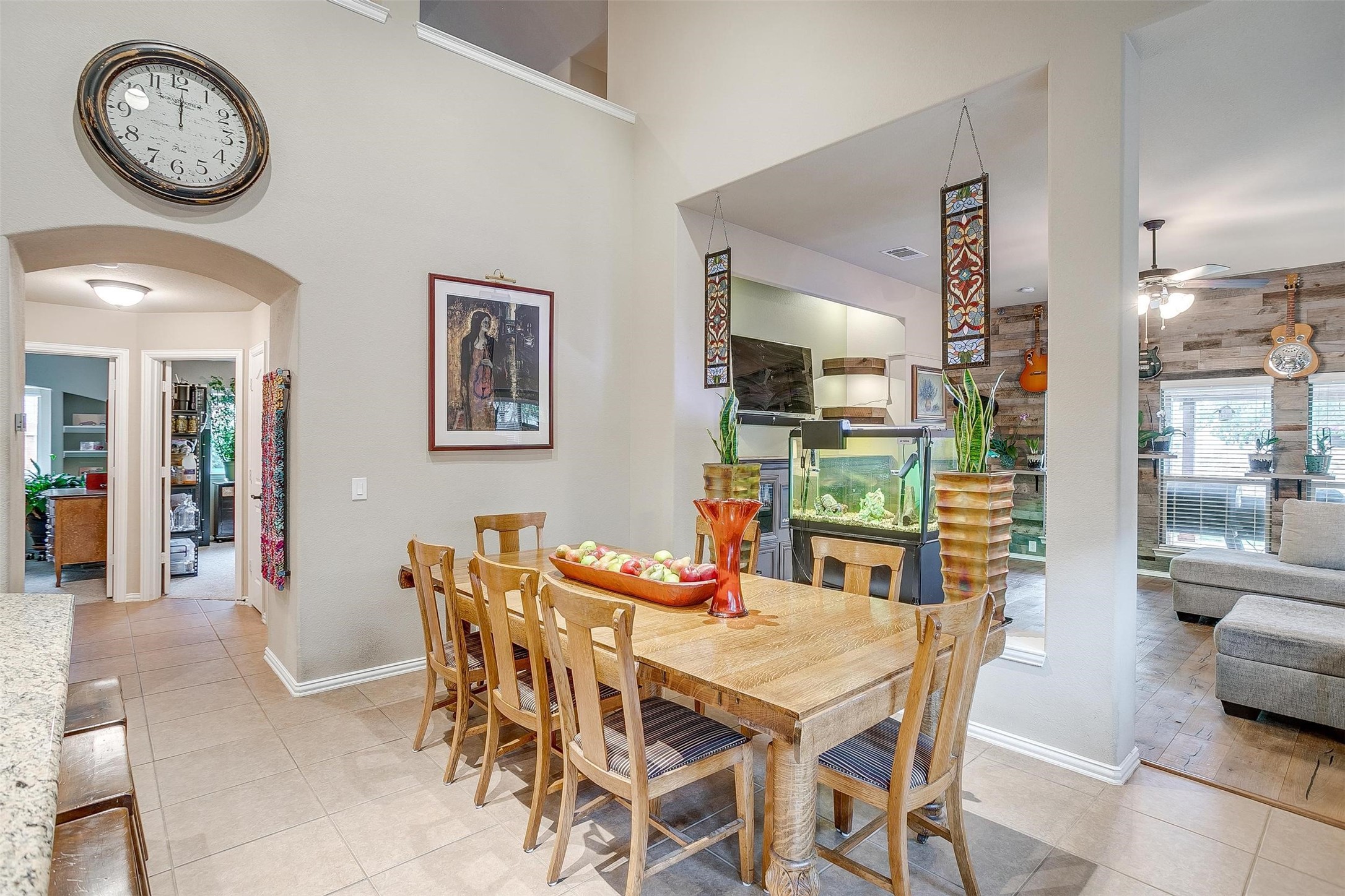 1108 Clairemont Lane