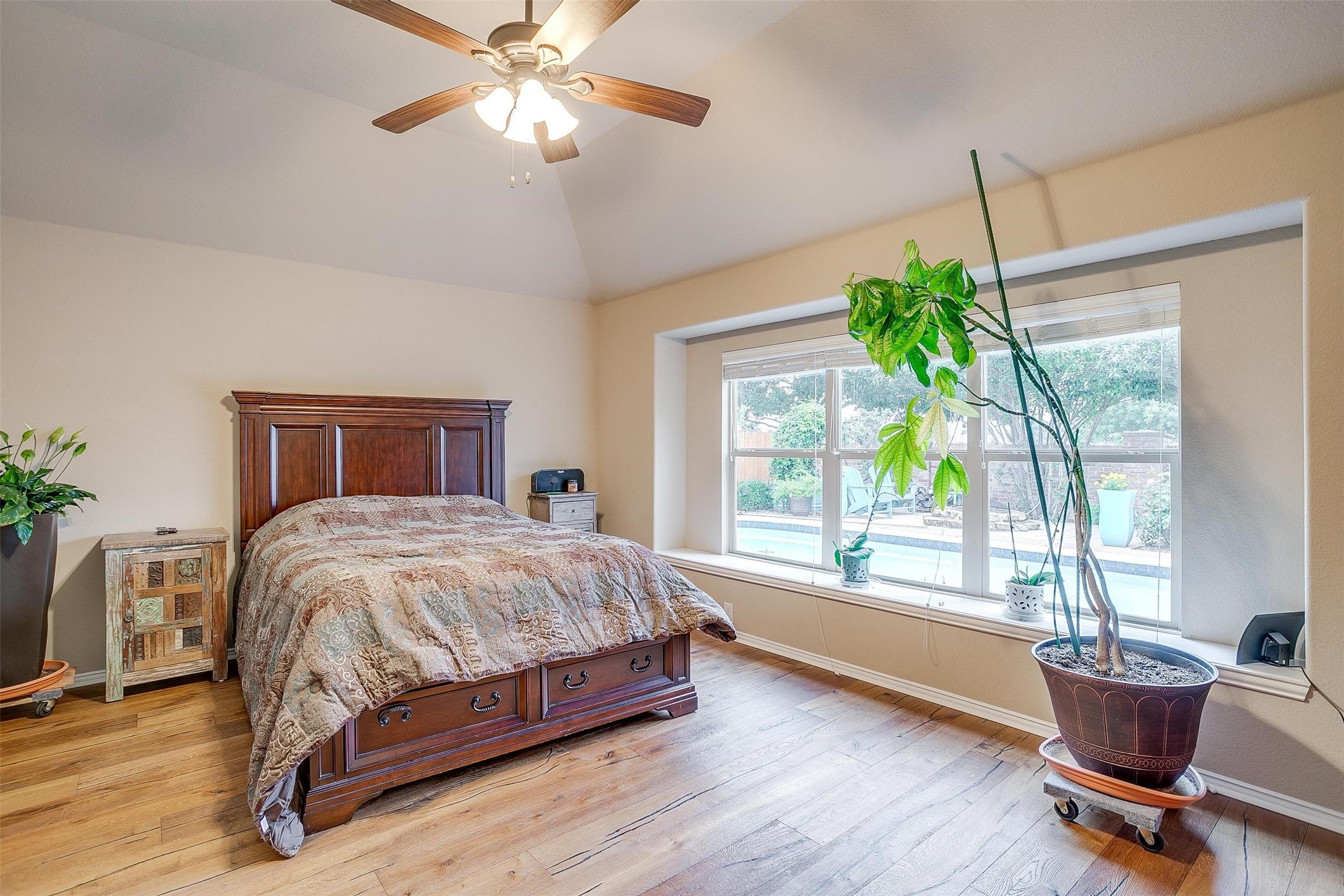 1108 Clairemont Lane