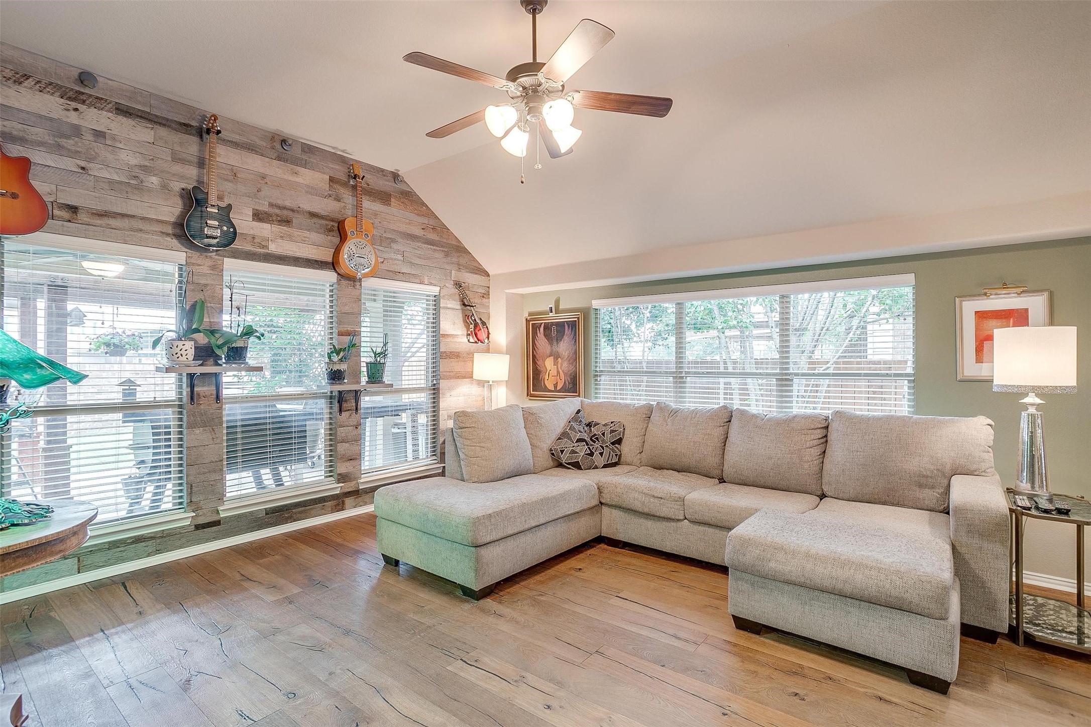 1108 Clairemont Lane