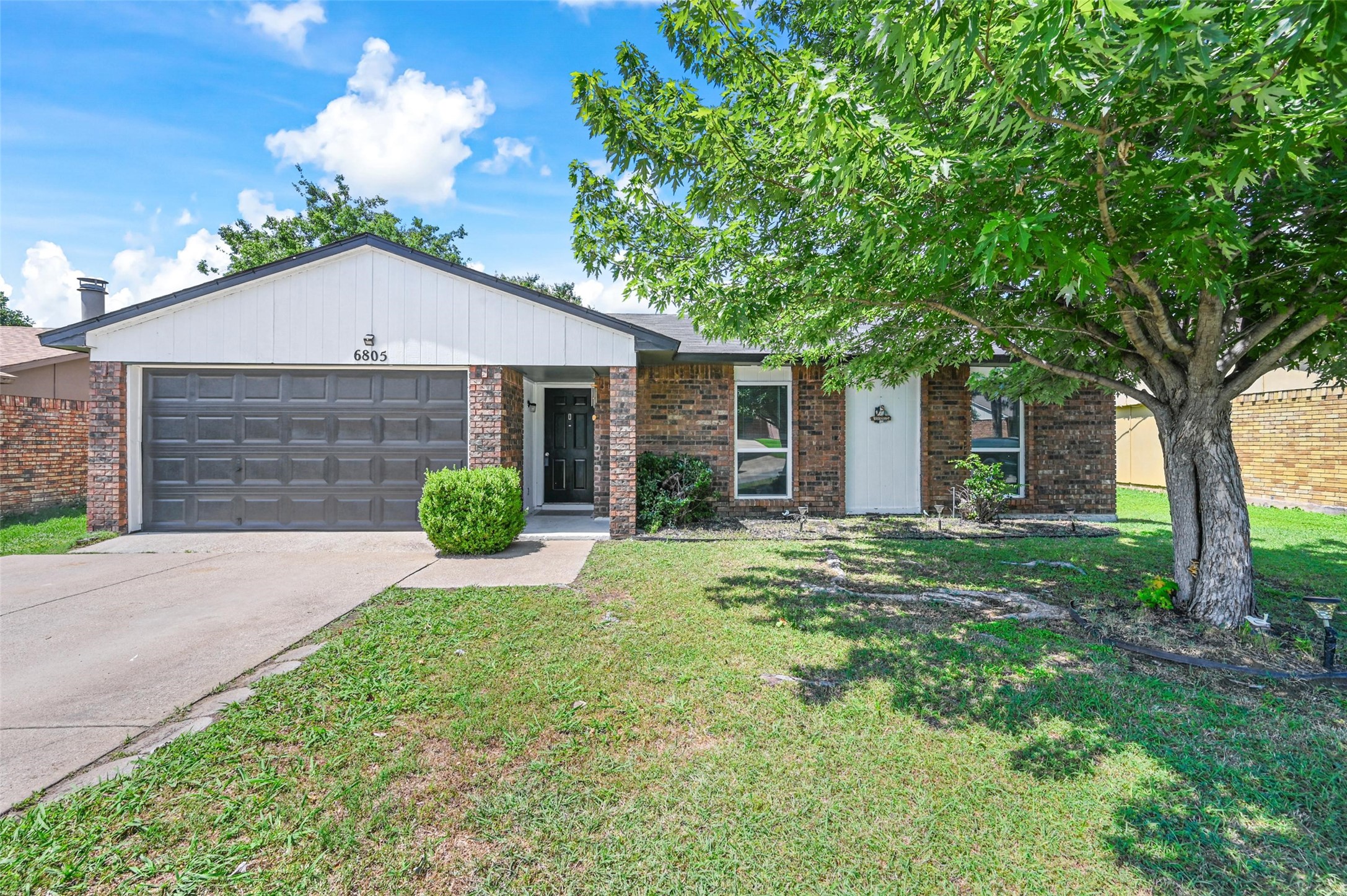 6805 Glenwood Drive