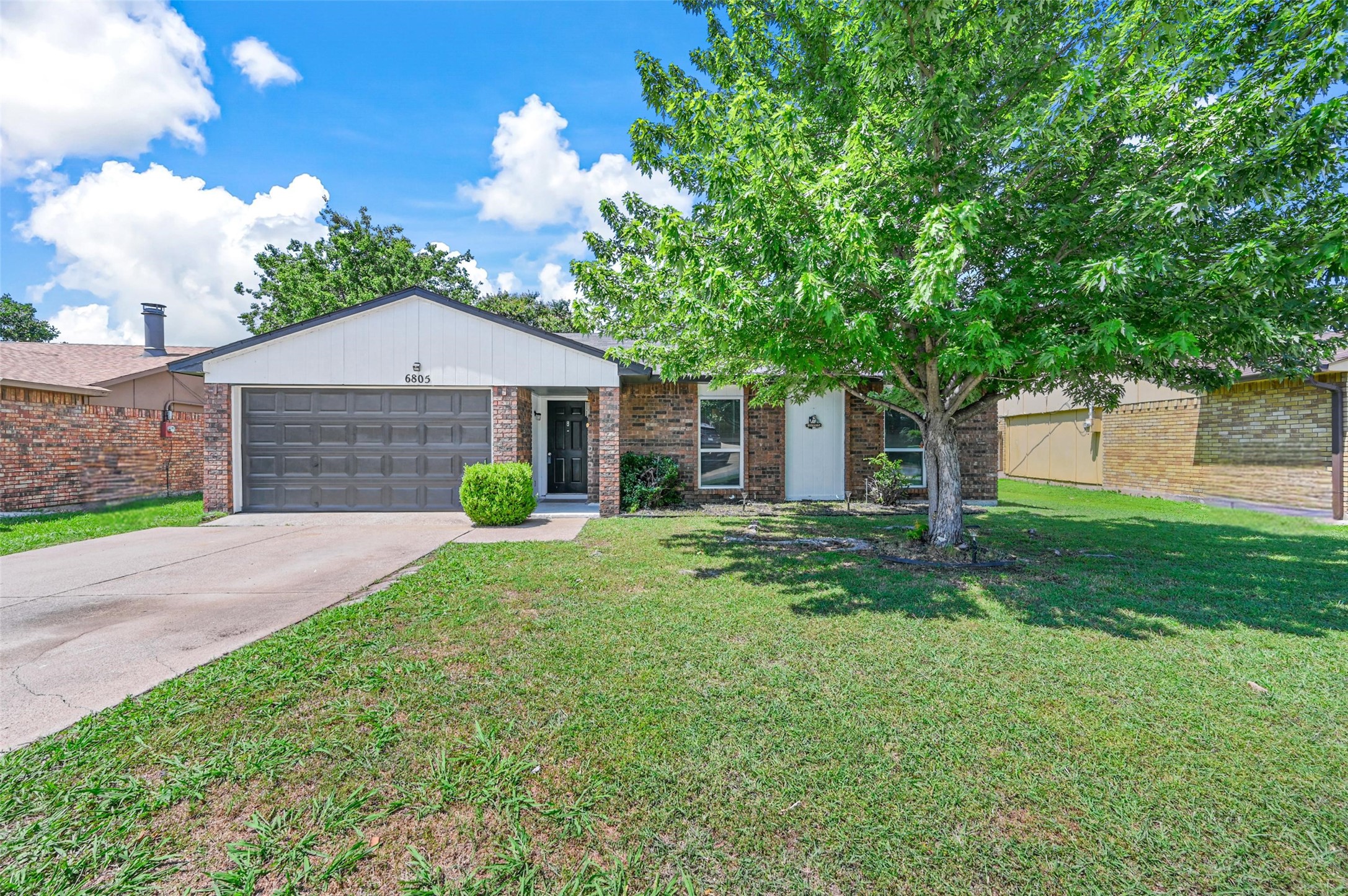 6805 Glenwood Drive