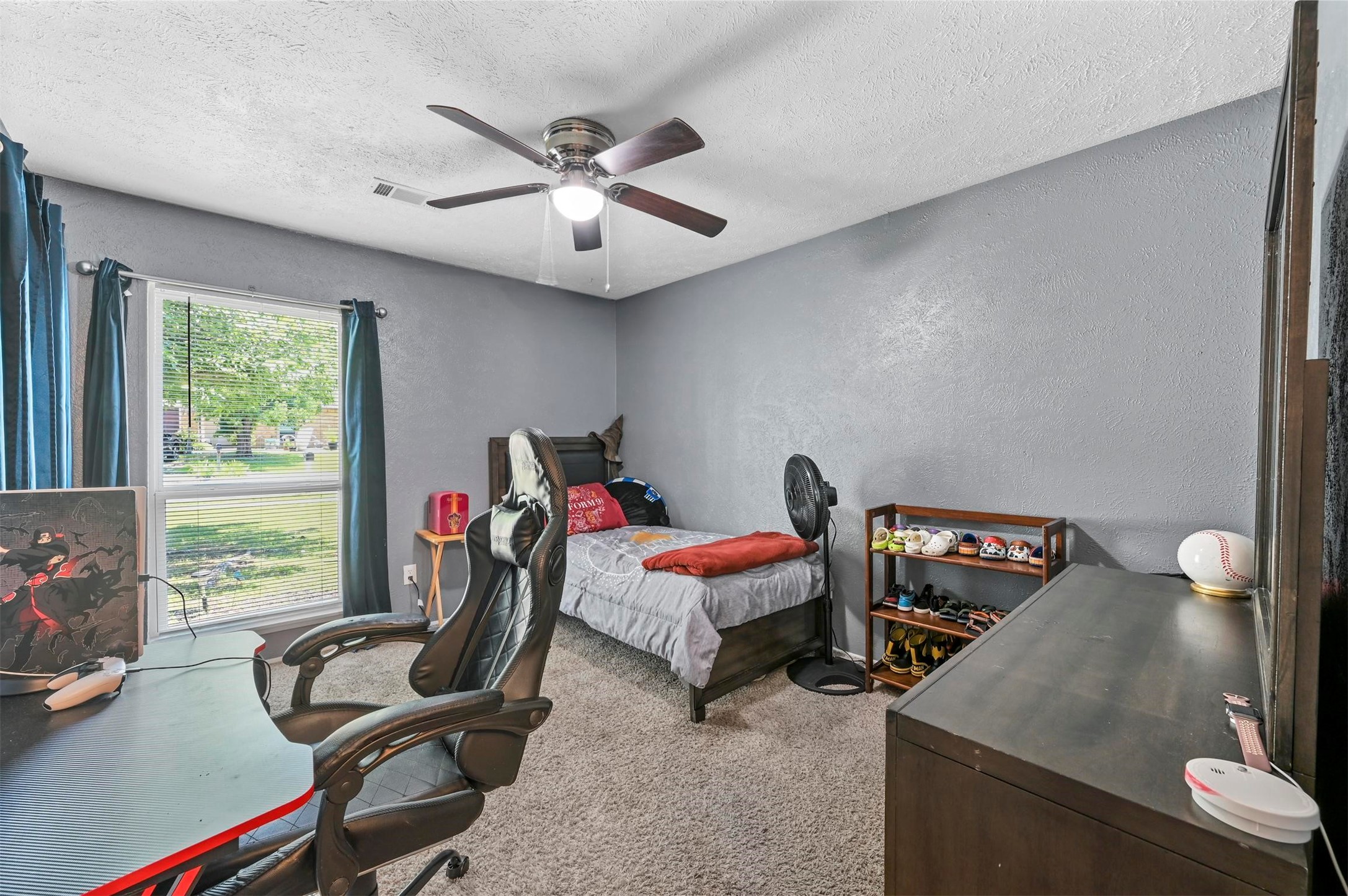 6805 Glenwood Drive