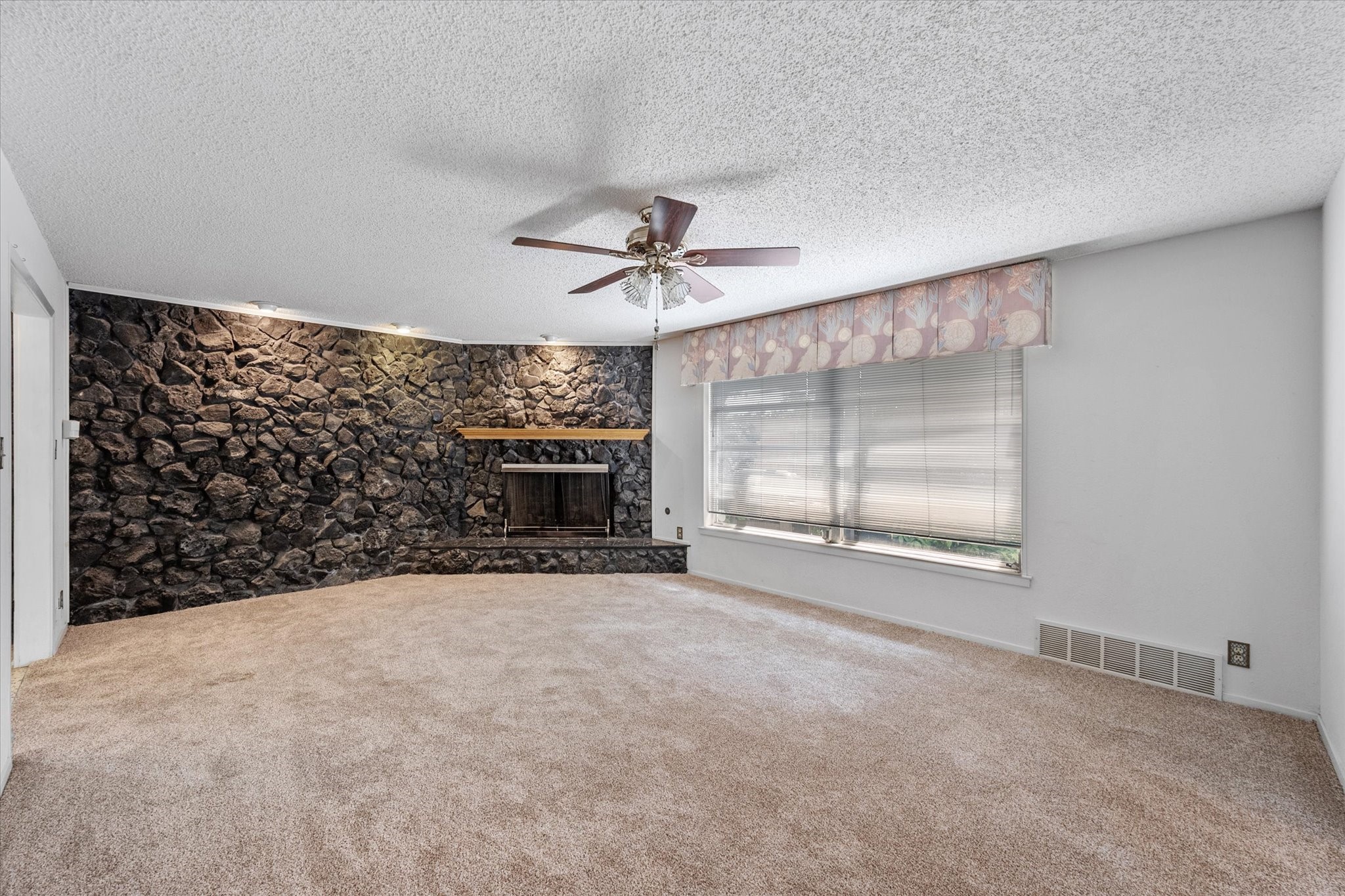 1204 Park Lane