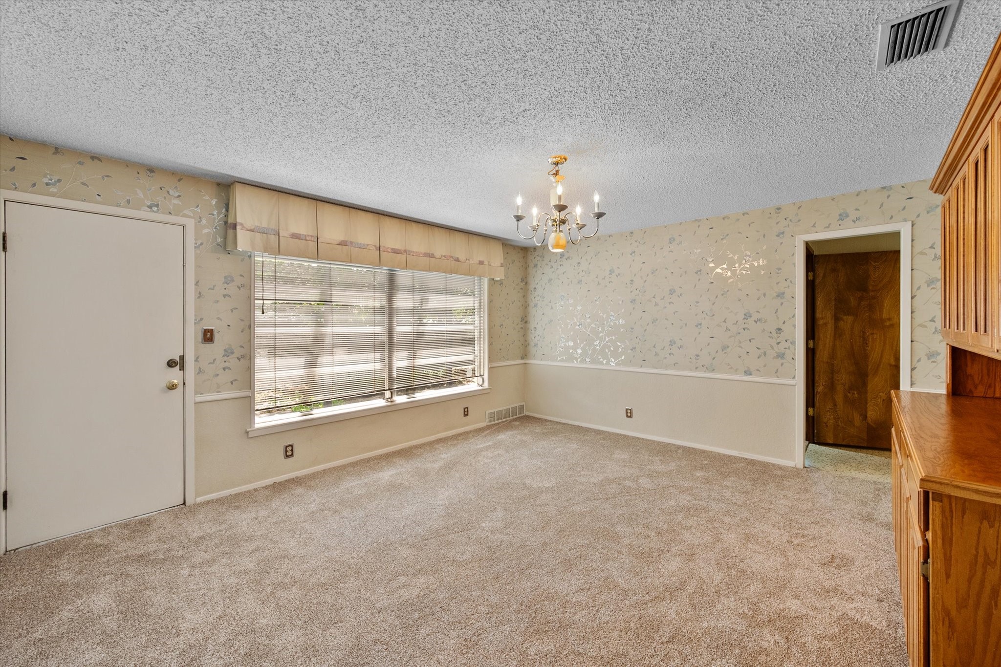 1204 Park Lane