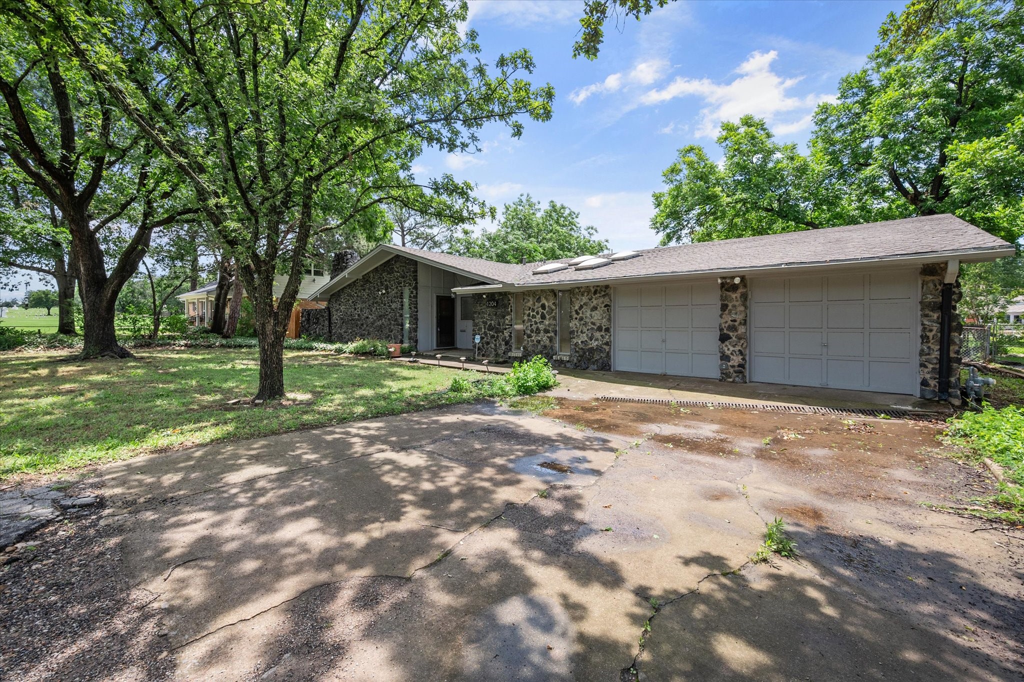 1204 Park Lane