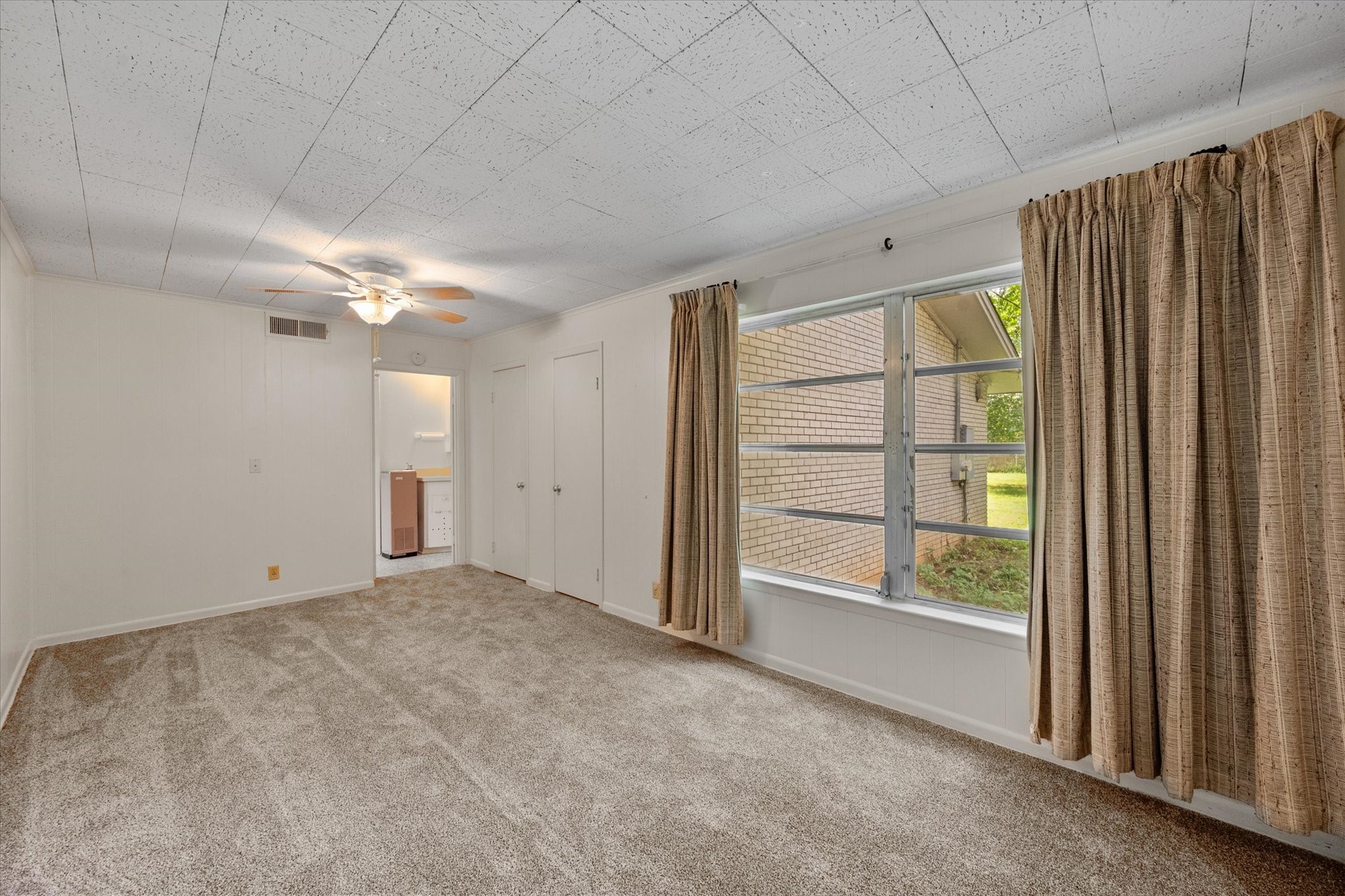 1204 Park Lane