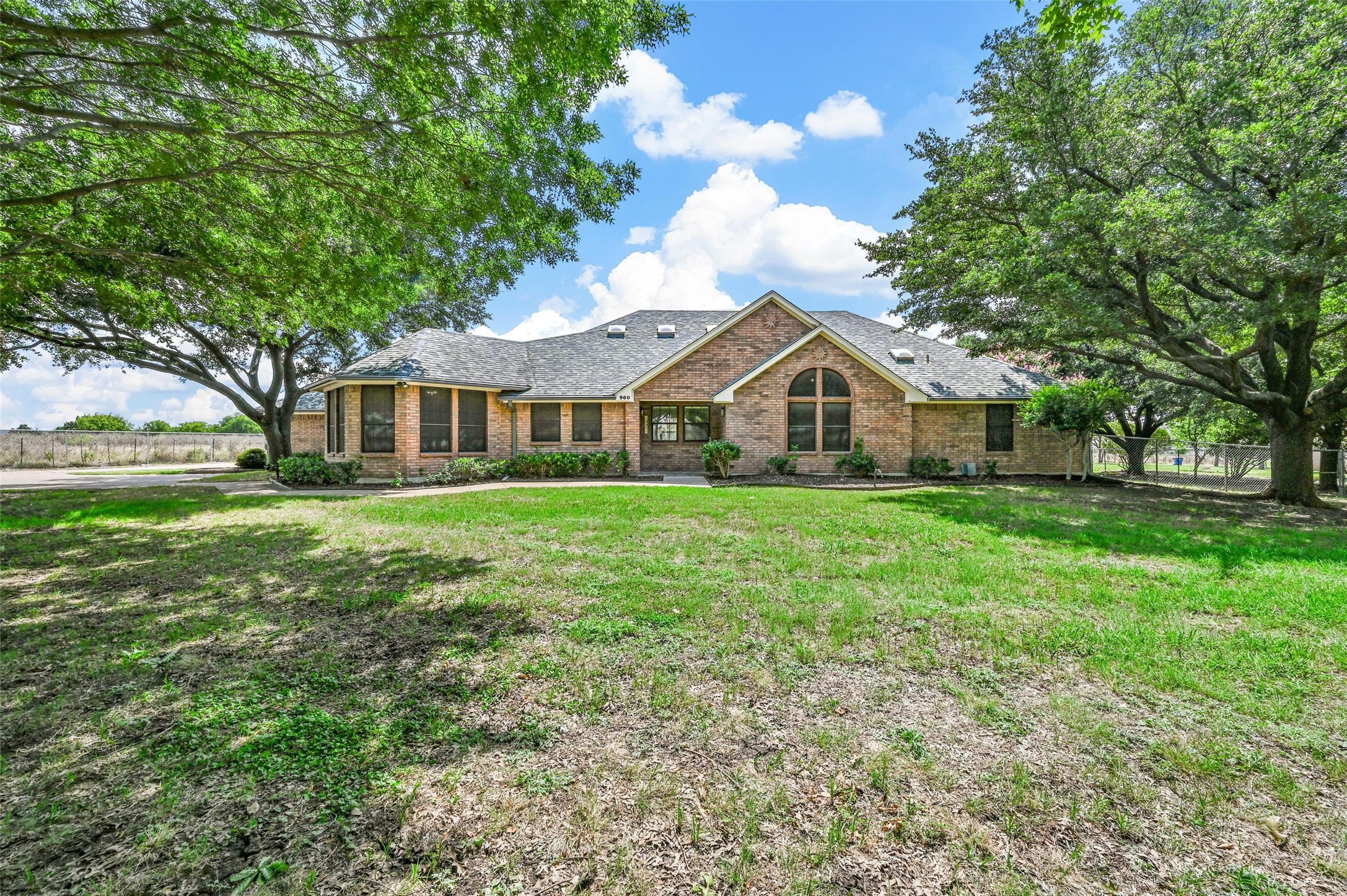 960 S Mitchell Road