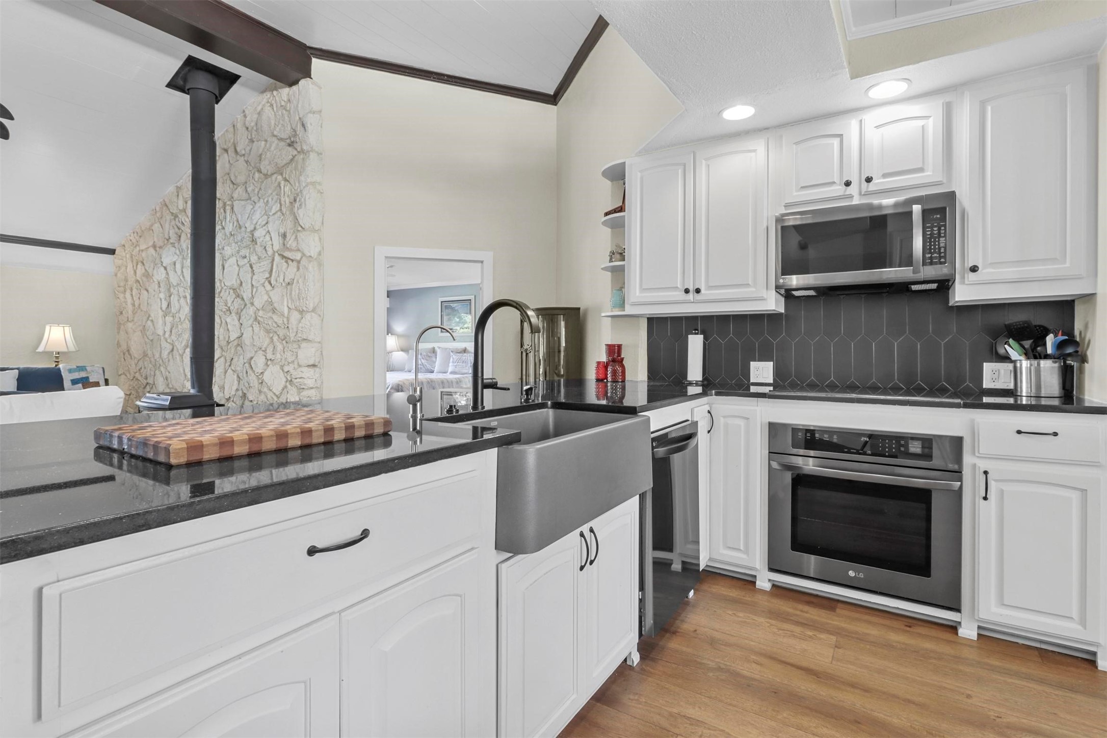 10115 General Bond Court