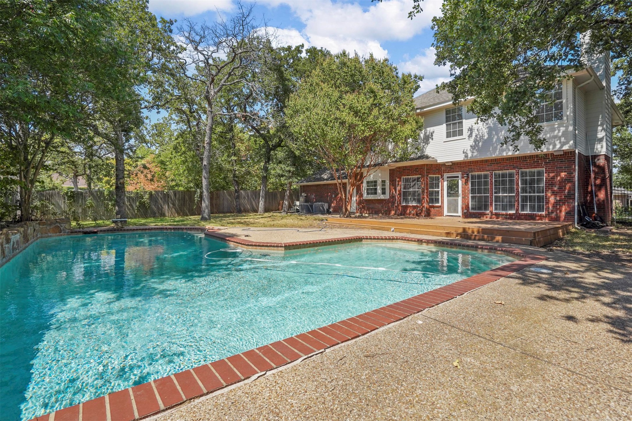 2705 Tally Ho Drive