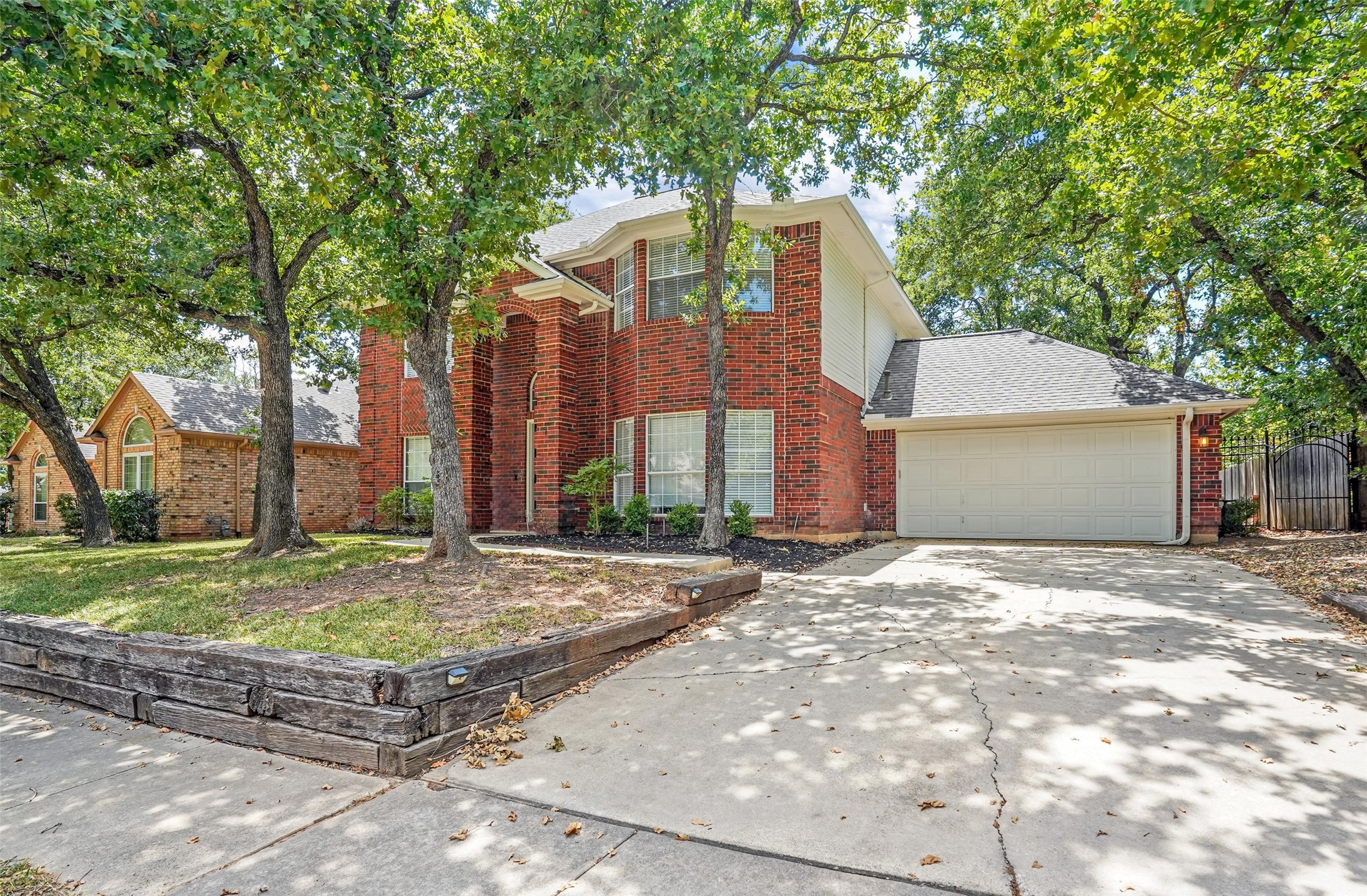 2705 Tally Ho Drive
