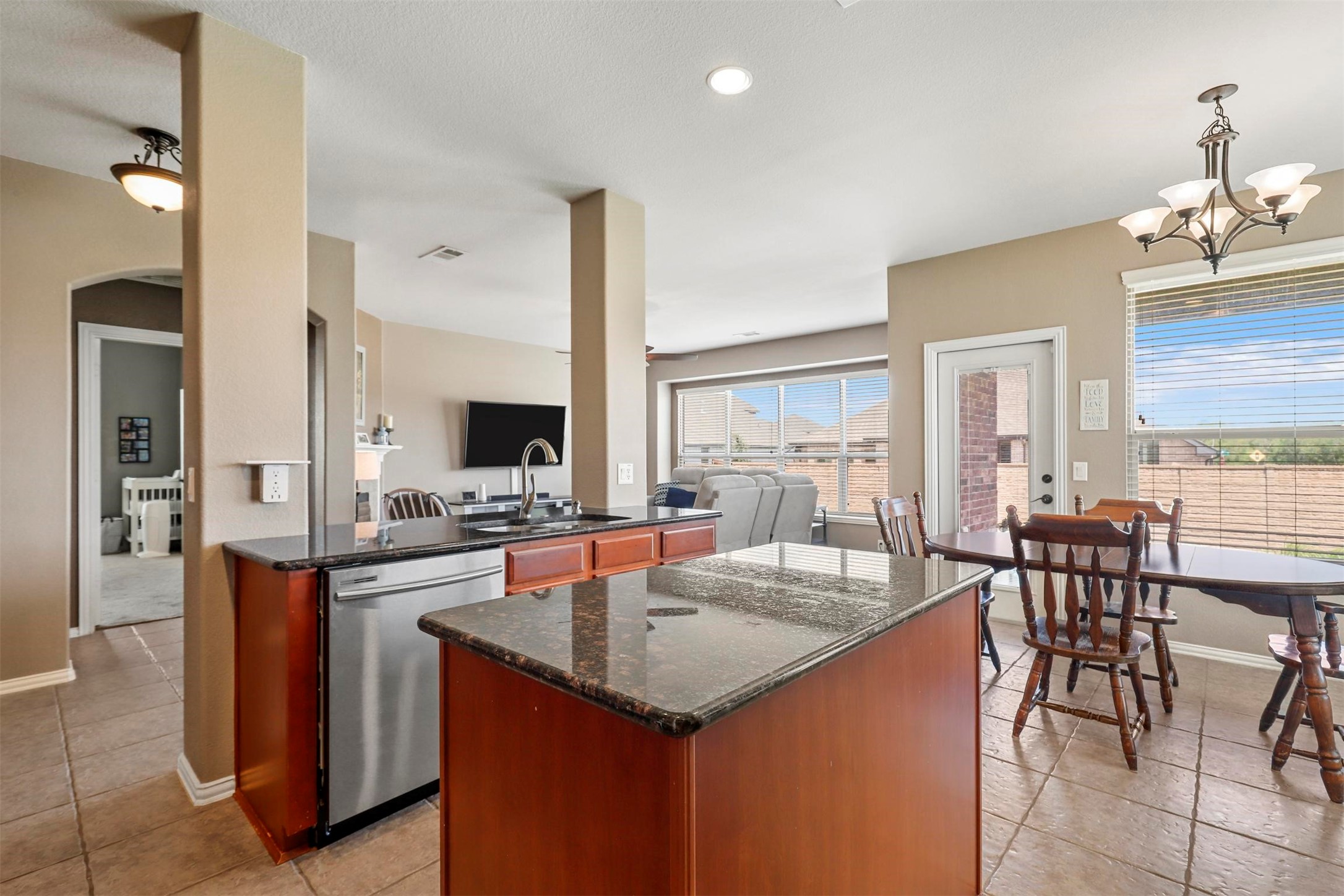 1109 Inglewood Drive
