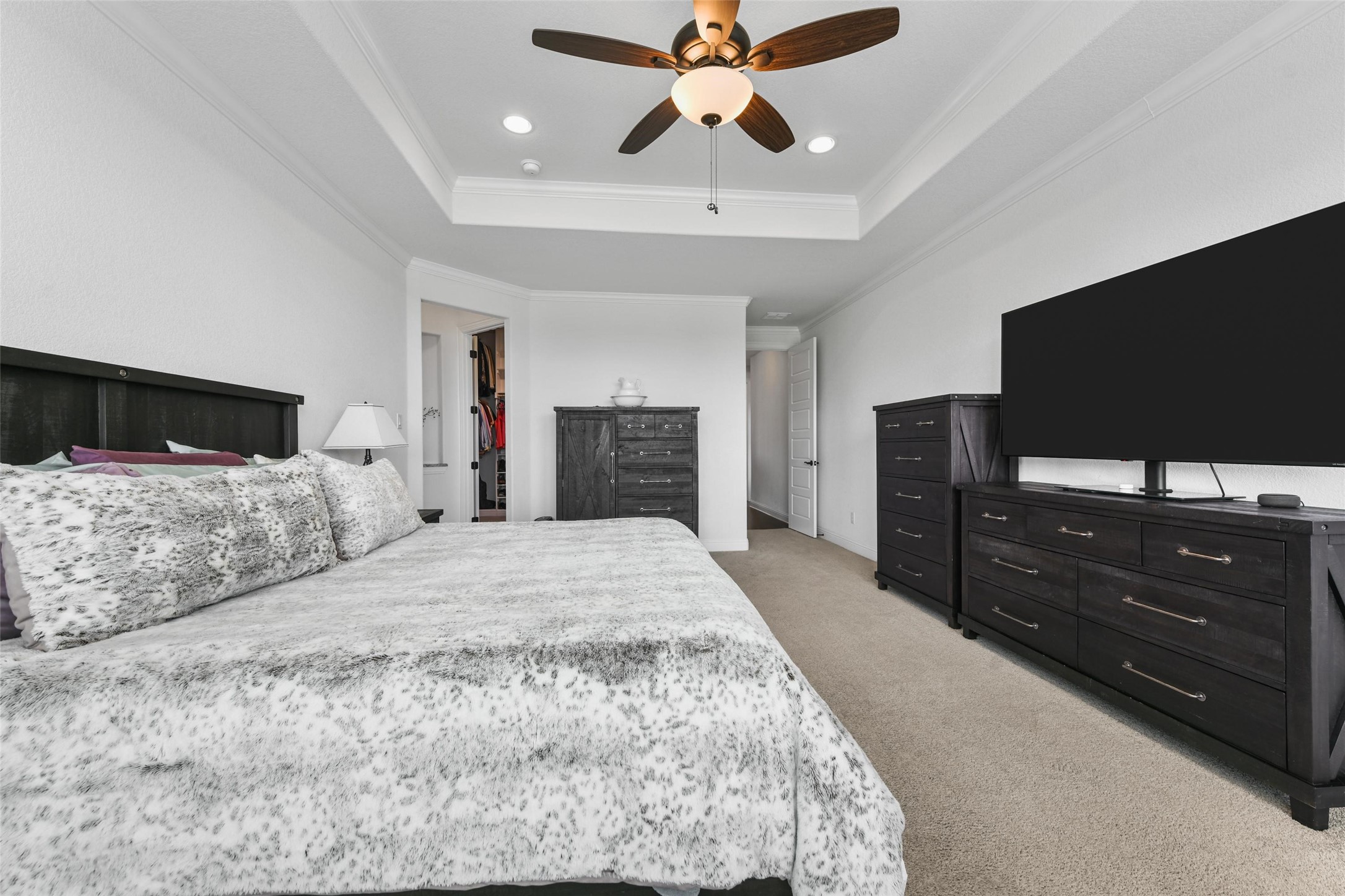 1201 Woodside Drive