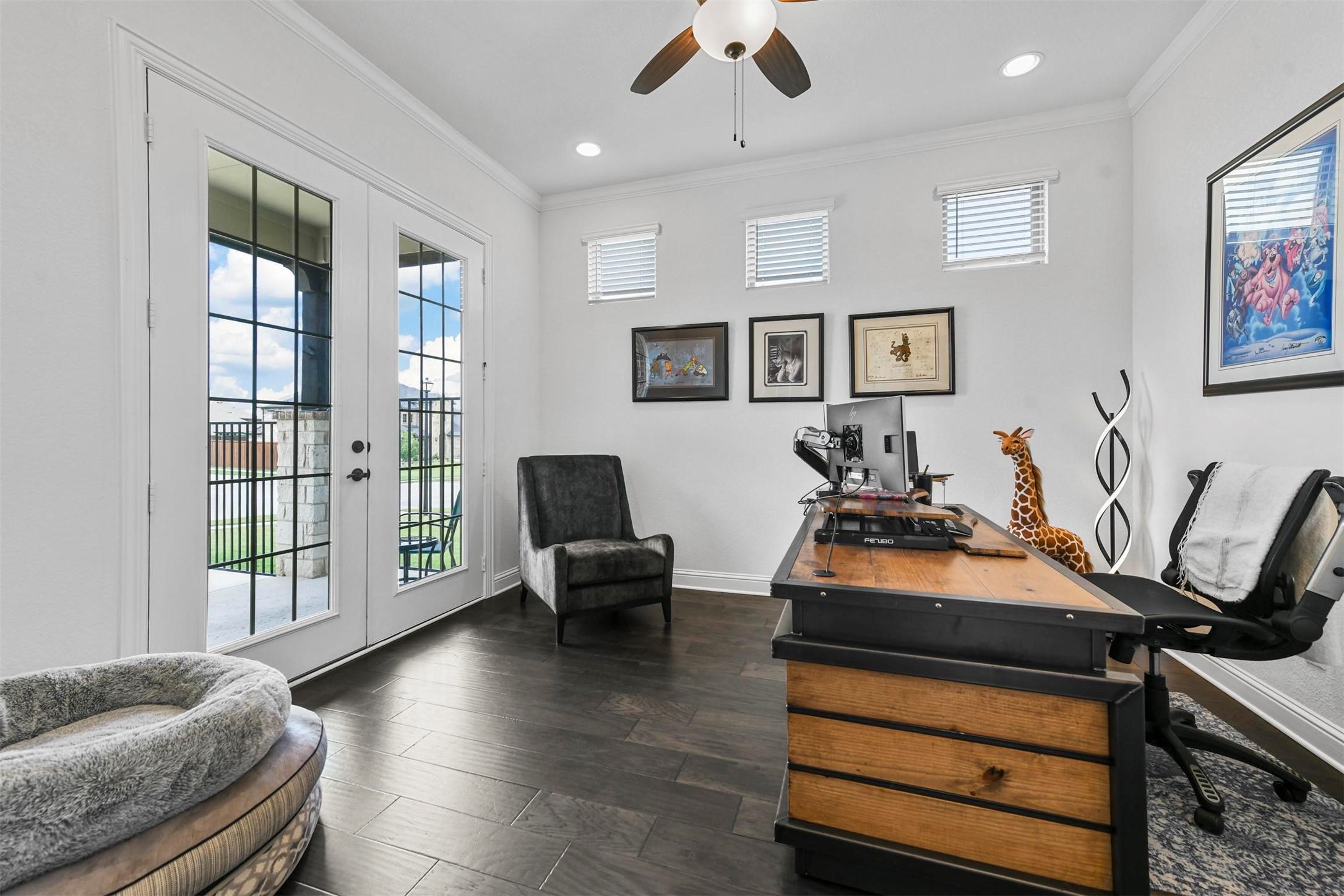 1201 Woodside Drive