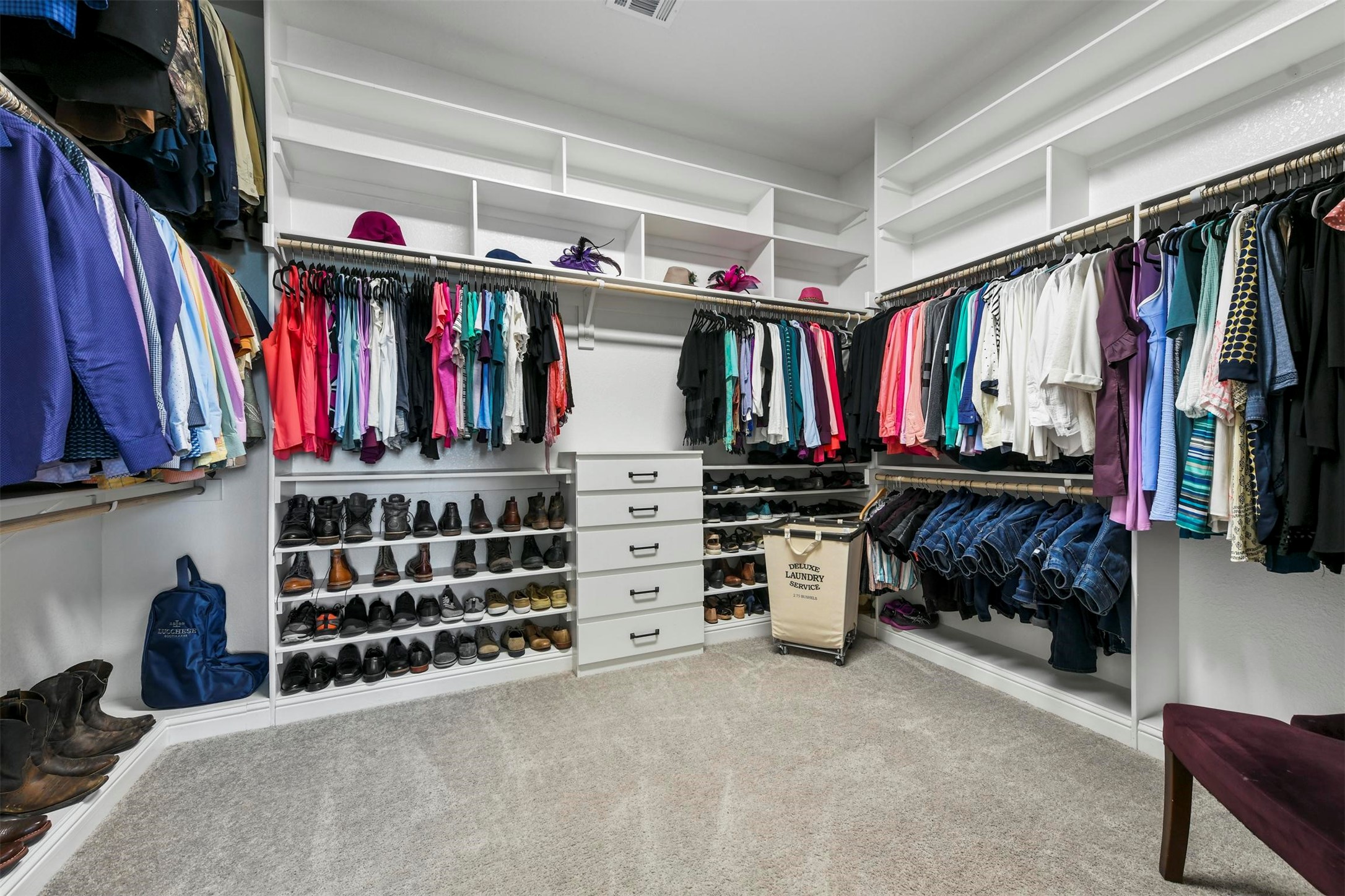 1201 Woodside Drive