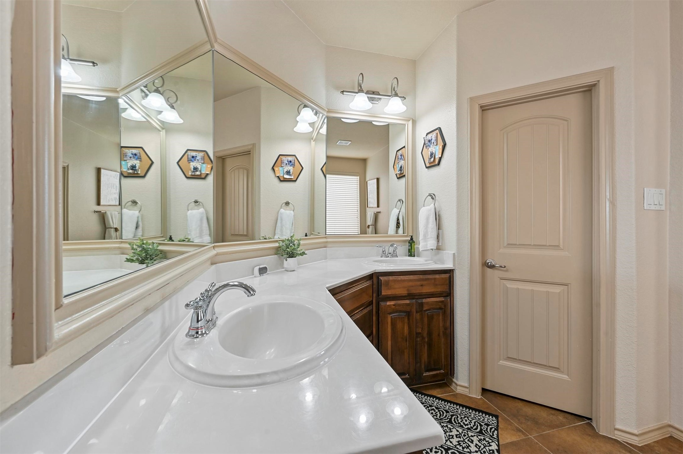 2232 Frosted Willow Lane