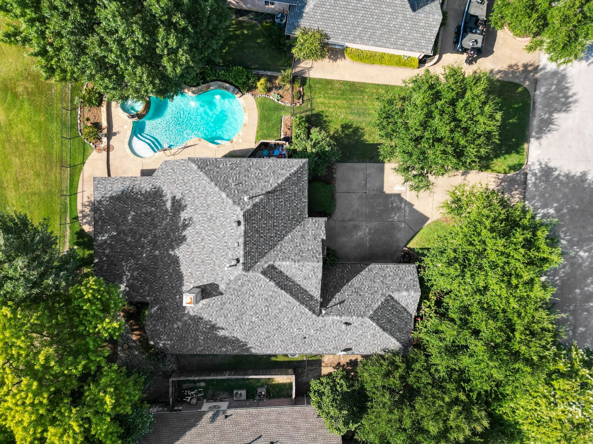 907 Turnberry Drive