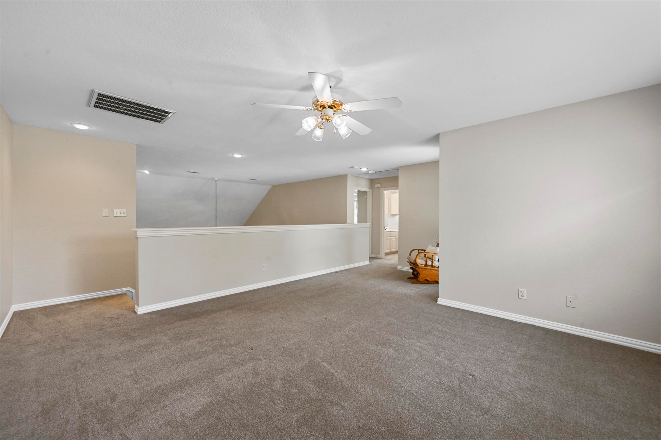 907 Turnberry Drive